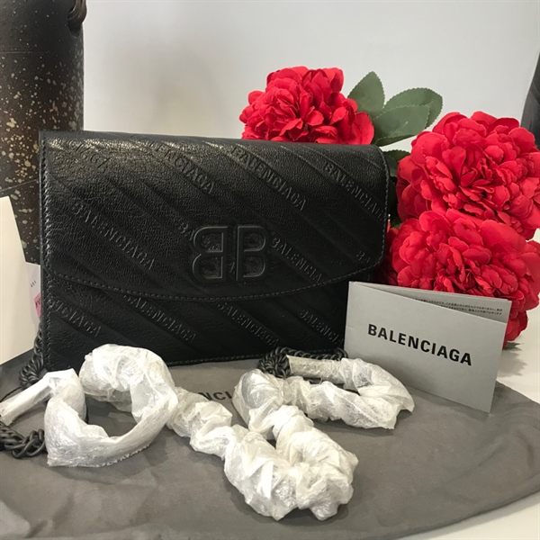 Túi Balenciaga KG