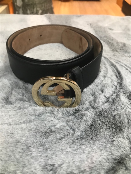Thắt lưng GG đen mặt khóa vàng +