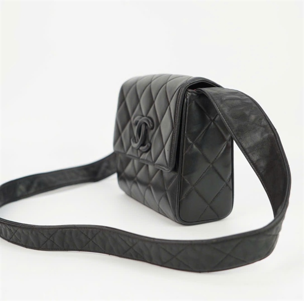 Túi Chanel đeo chéo ô vuông đen size 17 KG+