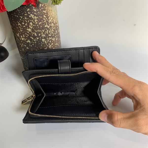 Ví Kate Spade đen KG+