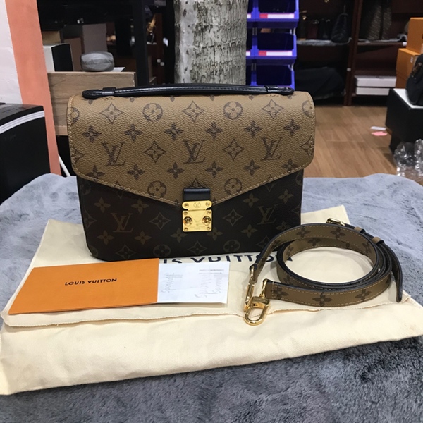 Túi LV Metis nâu quai đen +