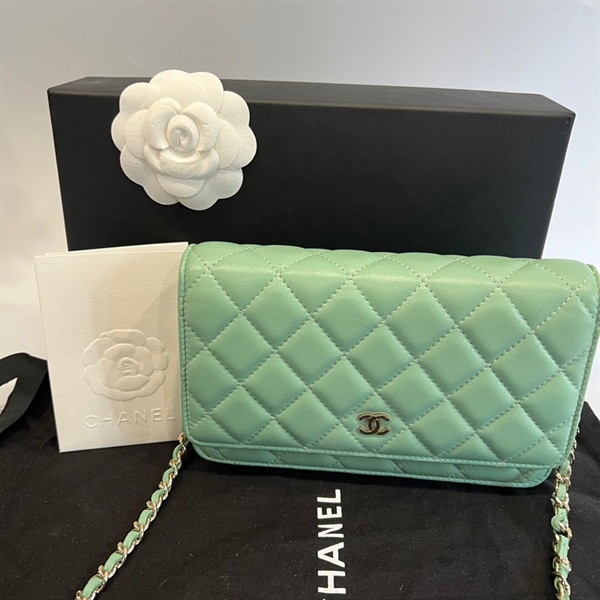 Túi Chanel Woc xanh mint +