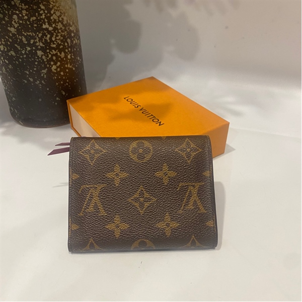 Ví LV nhỏ nút đỏ +