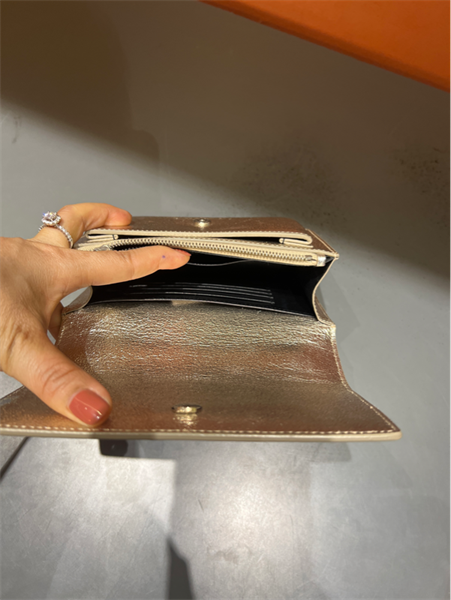 Túi YSL màu bạc lấp lánh KG+