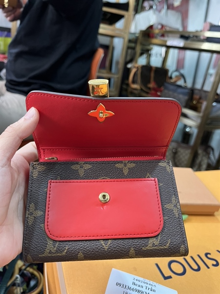 Ví LV gập 3 lòng đỏ +