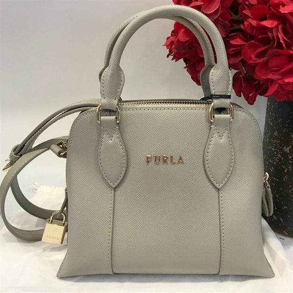 Túi Furla xám + khoá KG+