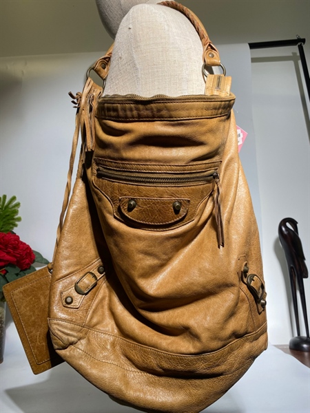 Túi Balen nâu bò +