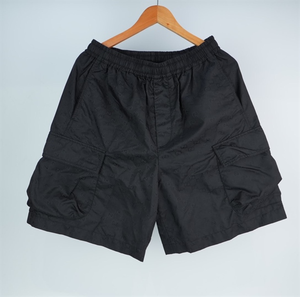 Quần GG màu đen in hoạ tiết KG+