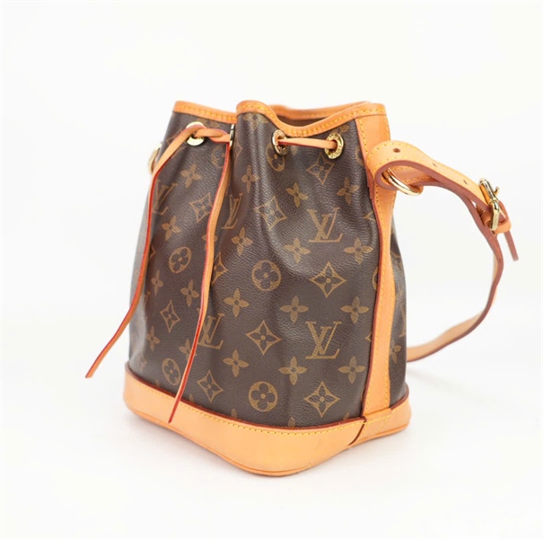 Túi LV dây rút hoa nâu size 18 ++