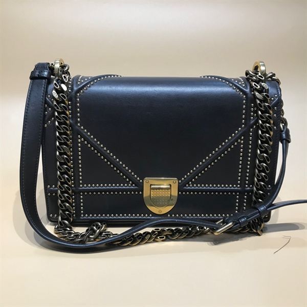 Túi xách Dior nâu gắn đinh 24cm+