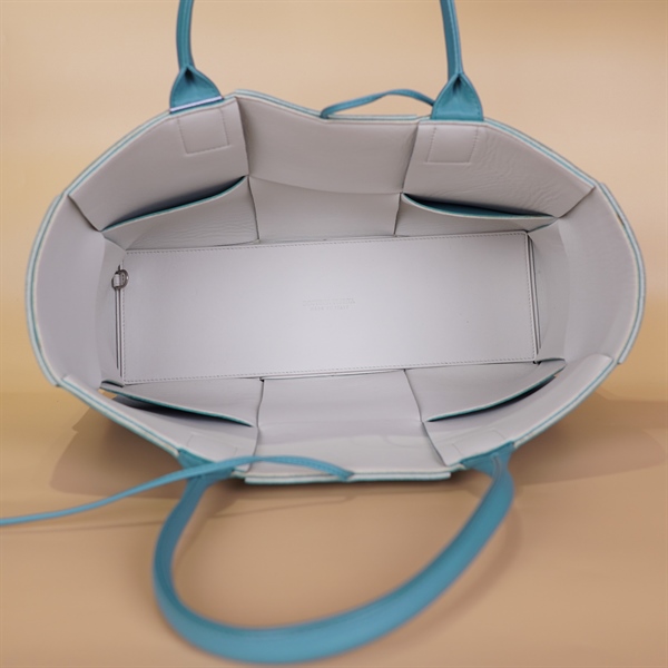 Túi Bottega xanh có pound+