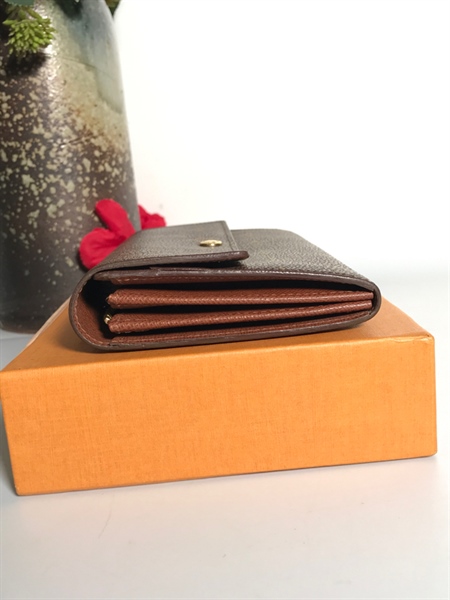 Ví LV dài lòng nâu +