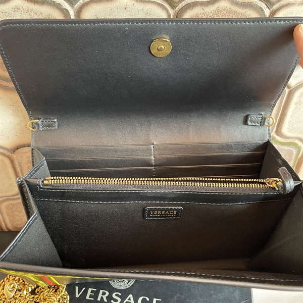 Túi Versace Đen Chữ Hồng+