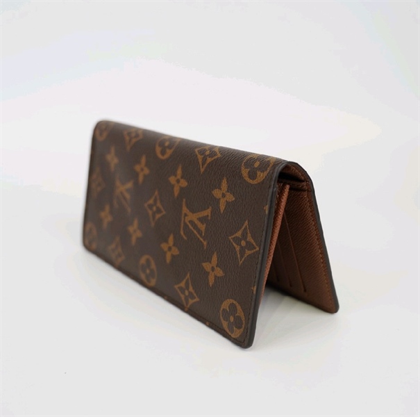 Ví dài LV hoa nâu gập 2 +