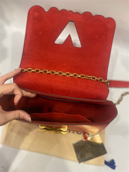 Túi LV đỏ hoa có gương +