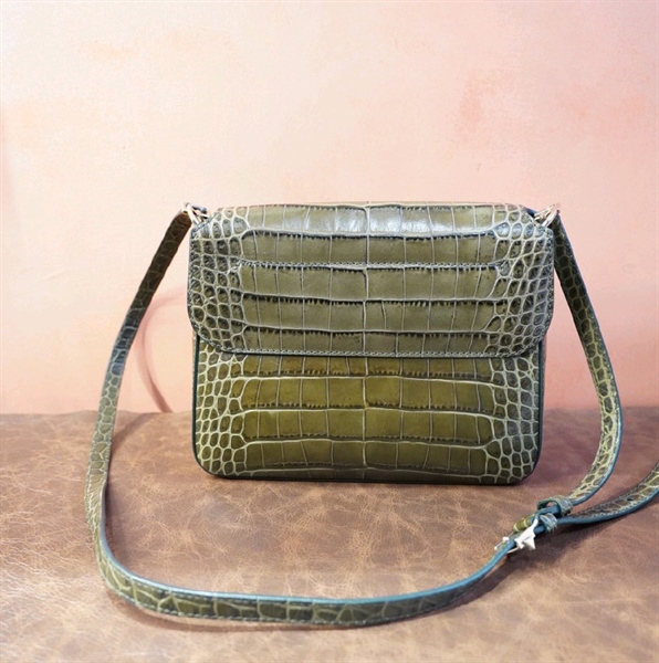 Túi Givenchy da rắn xanh KG+