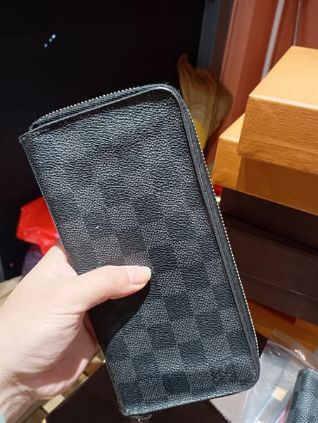 Ví LV zip ô vuông xanh đen +