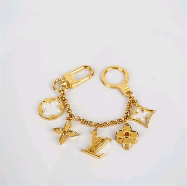 Móc khóa LV logo vàng +