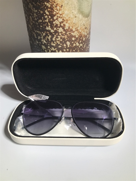 Kính Marc Jacobs KG+