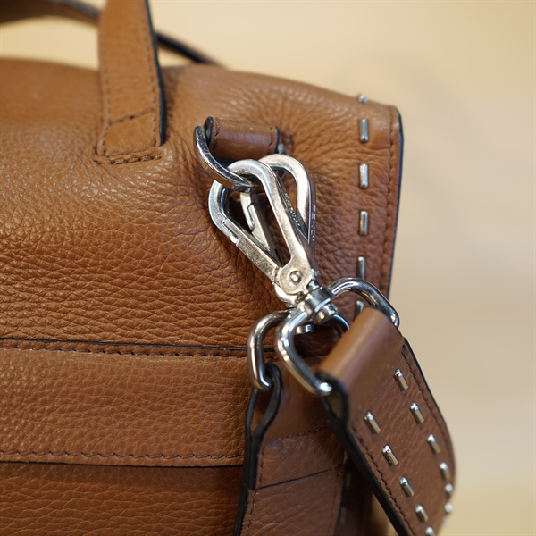 Balo Fendi nâu đinh bấm KG+