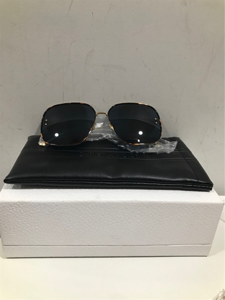 Kính Dior Mặt Xanh Viền Vàng+