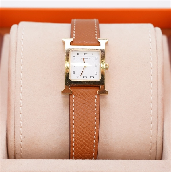 Đồng hồ Hermes vuông da nâu KG+