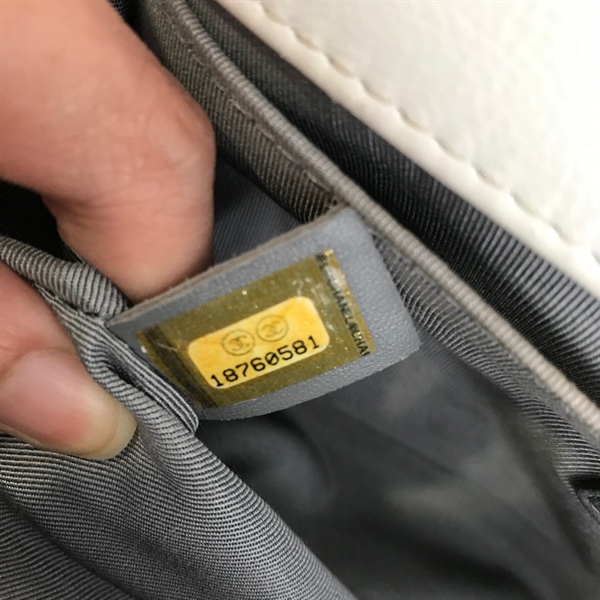 Túi Chanel Boy trắng +