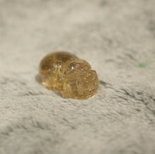 Cụ Tỳ Hưu thạch anh tóc vàng 722579 +