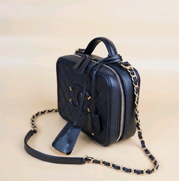 Túi Chanel Vanity màu đen vuông KG+