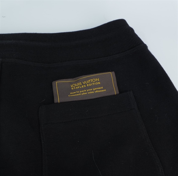 Quần LV đen dây rút KG+