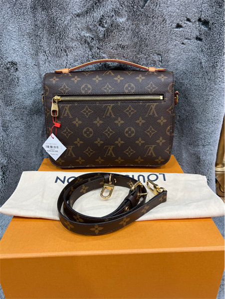 Túi LV metis hoa nâu +