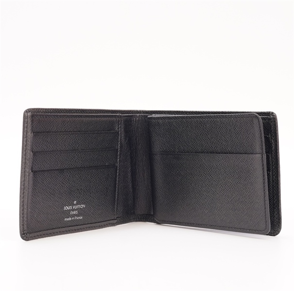 Ví LV gập 2 vân đen size 12cm +