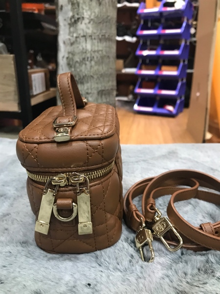 Túi hộp Dior nhỏ nâu da mềm +