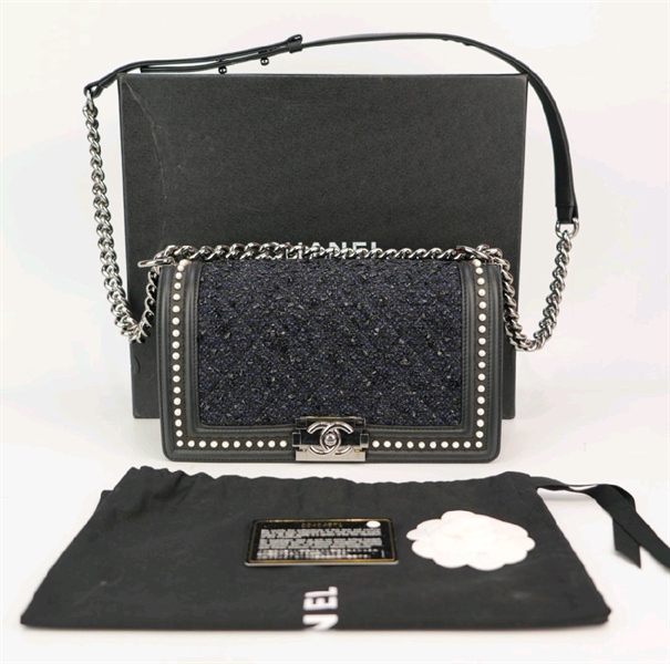 Túi Chanel Boy đính đá KG+