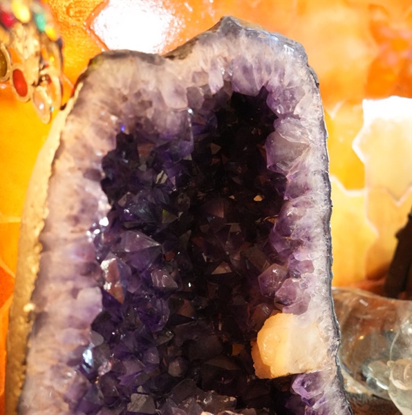 Hộc thạch anh tím nhỏ +