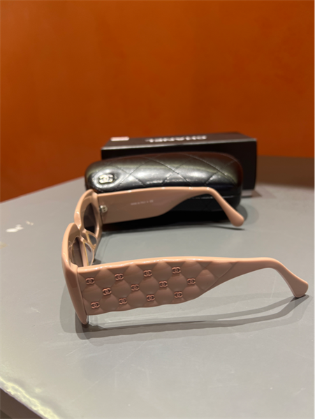 Kính chanel màu ruốc +