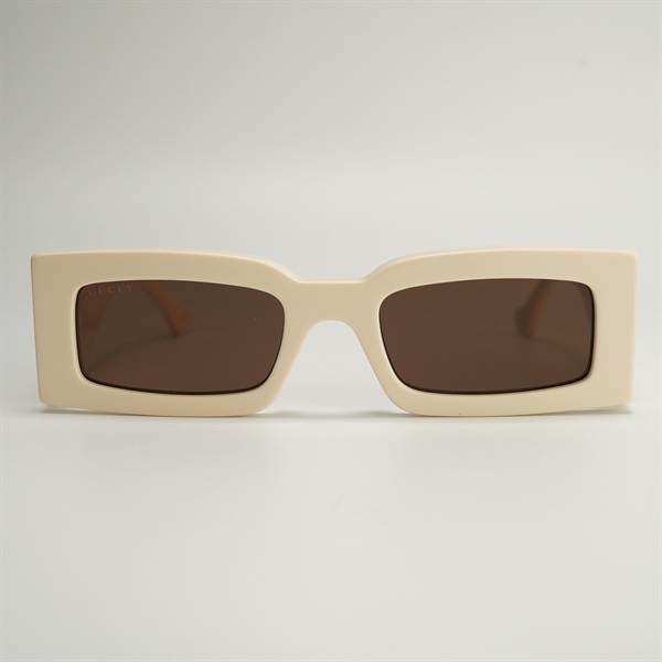 Mắt kính Gucci vuông trắng KG+