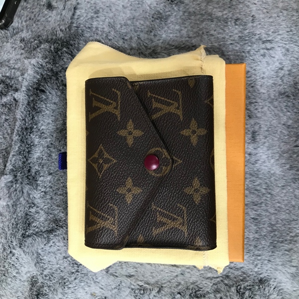 VÍ LV Gập 3 Nút Đỏ Lòng Đỏ Đô+