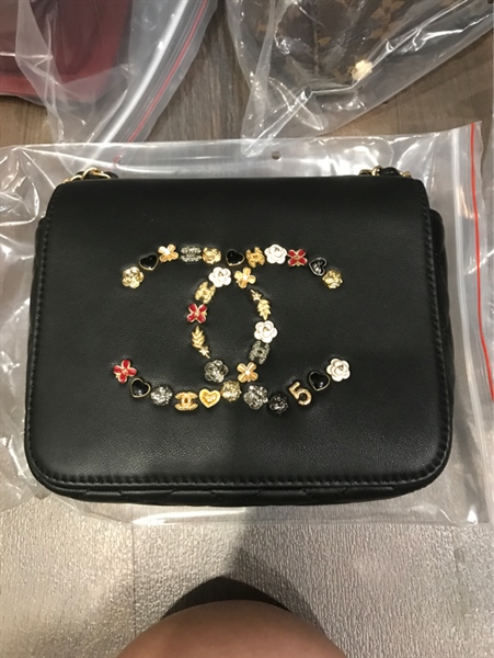 Túi Chanel Flap Charm đen +