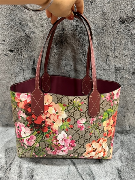 Túi Gucci tote mini hoa lòng hồng +