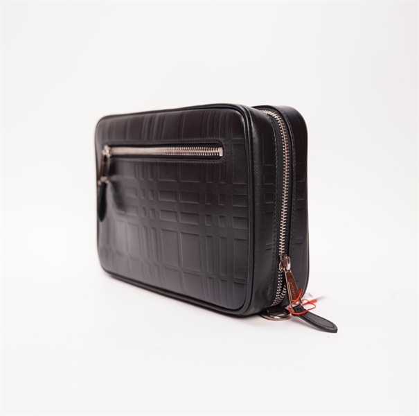 Túi Clutch BBR màu đen TB+