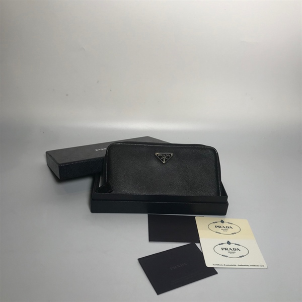 Ví Prada đen KG+