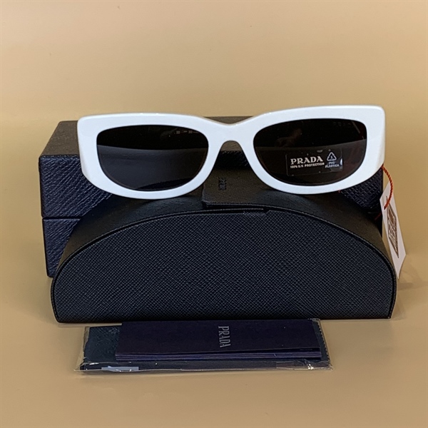 Kính Prada trắng gọng kim loại KG+