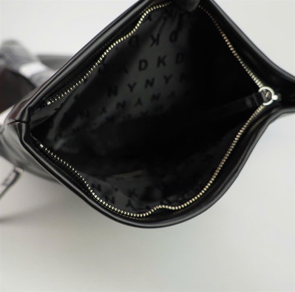 Túi Dkny màu đen size 30 KG+