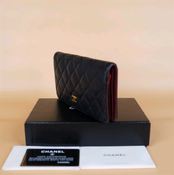 Ví Chanel đen gập 2 lòng tím +