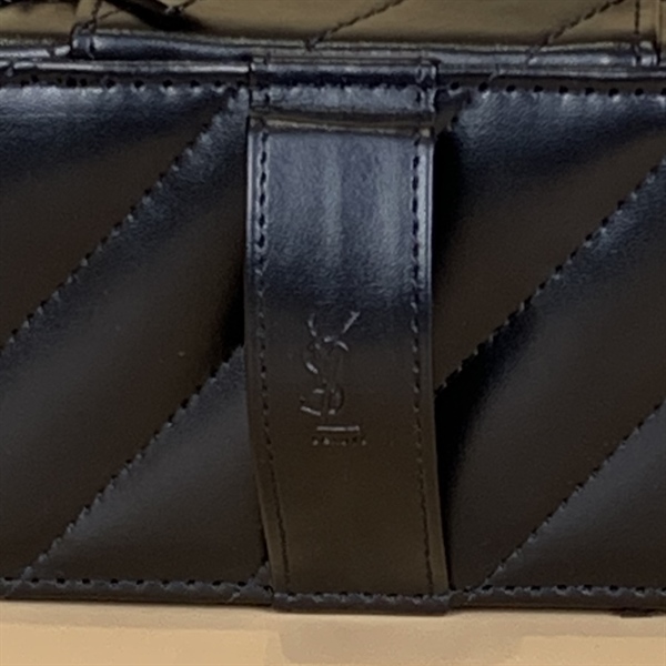 Túi hộp trang điểm YSL đen KG+