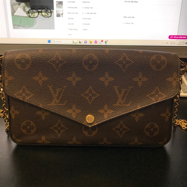 Túi LV lòng đỏ +