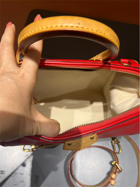 Túi LV speedy đỏ quai vàng +