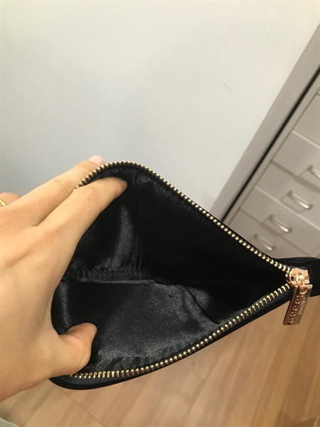 Túi Đựng Mp GG Đen KG+