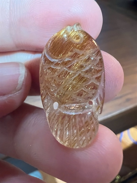 Mặt dây thạch anh tóc cá chép +